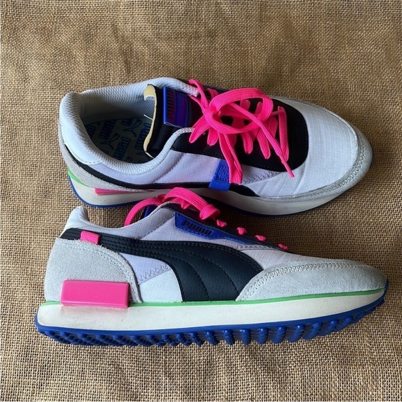 Puma FUTURE RIDER PLAY ON White Gray/Violet 373792-07 Neon Pink Size 7.5 - Picture 10 of 16